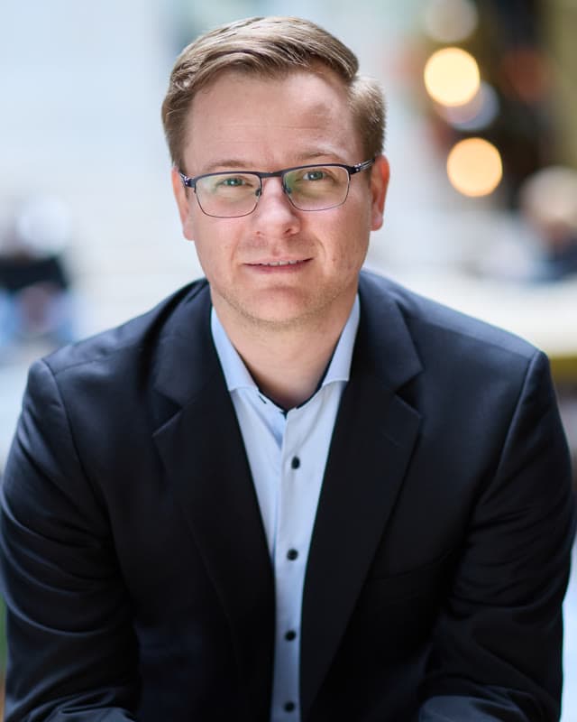 Christian Bott